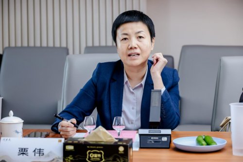 葵花酒業(yè)「問東方」獲酒協(xié)首肯，泰斗天團為何集體為「問東方」站臺？